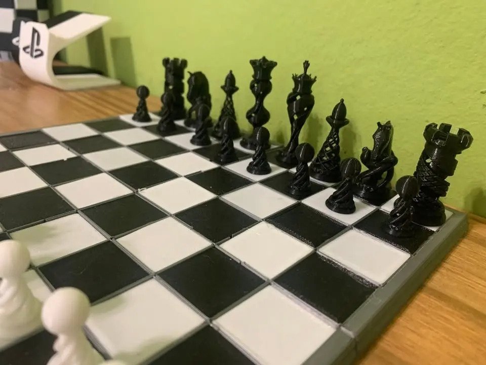 Juego De Ajedrez Espiral 3d Tamaño 2