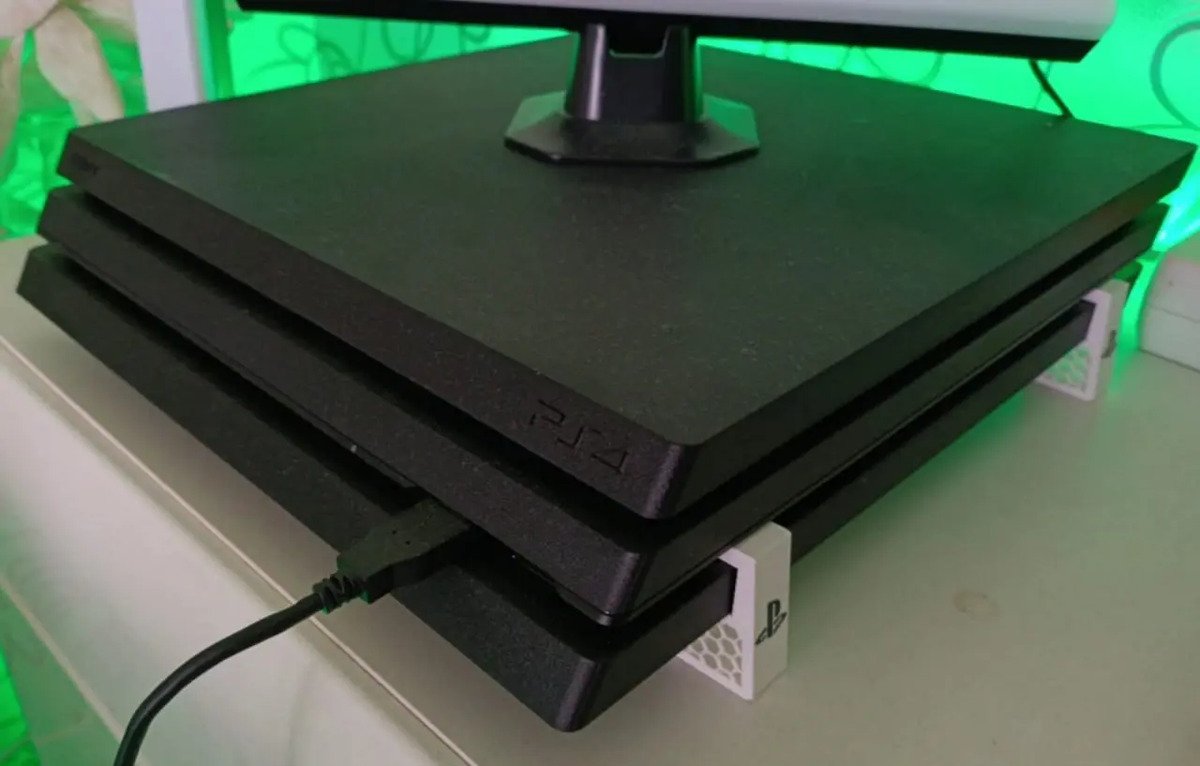Soporte De Ps4 Pro Mas Dos Soportes De Joystick Blanco